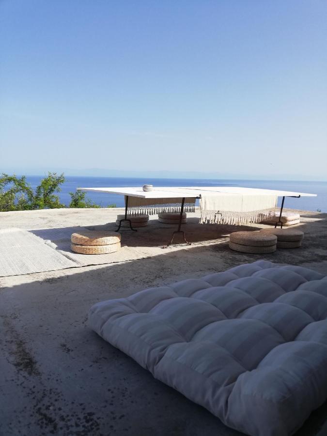 Bed and Breakfast Alicudi Giardino Dei Carrubi- Al Gradino 365 Exterior foto