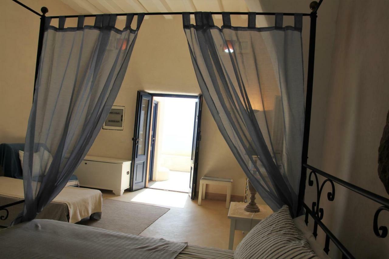 Bed and Breakfast Alicudi Giardino Dei Carrubi- Al Gradino 365 Exterior foto
