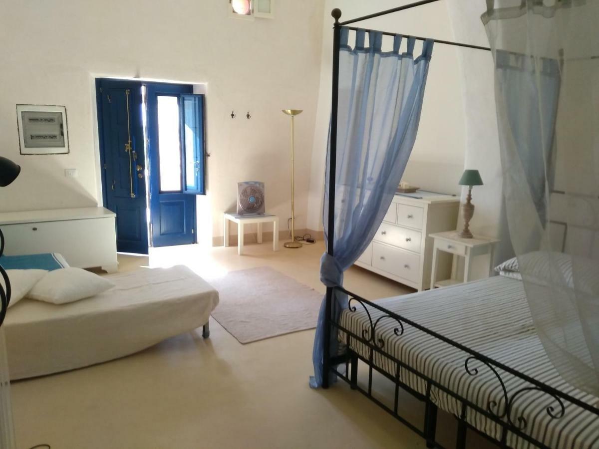 Bed and Breakfast Alicudi Giardino Dei Carrubi- Al Gradino 365 Exterior foto
