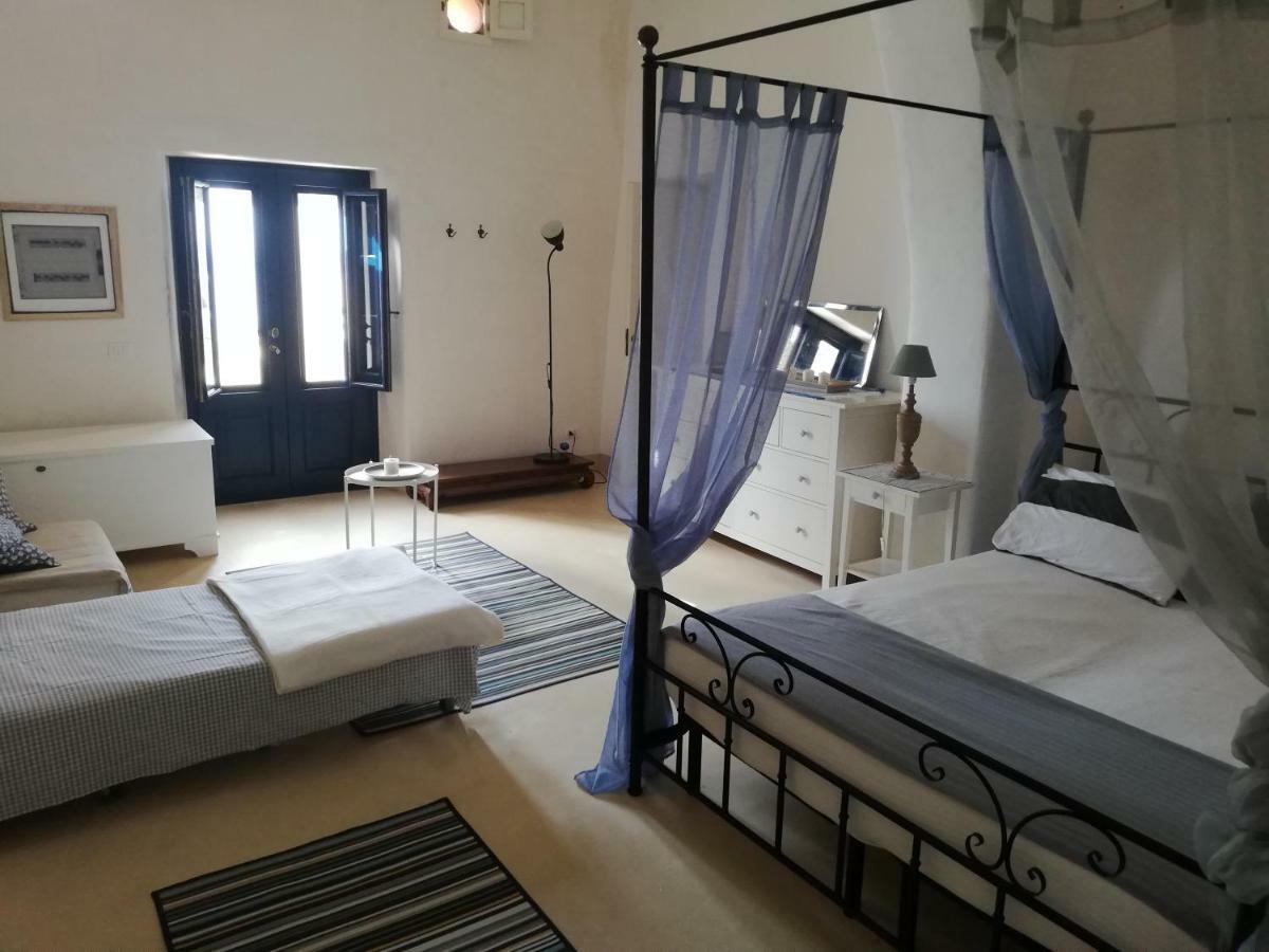 Bed and Breakfast Alicudi Giardino Dei Carrubi- Al Gradino 365 Zimmer foto